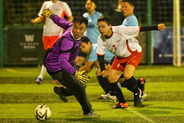 贺希宁23分深圳胜山东 林庭谦13+11天津胜吉林